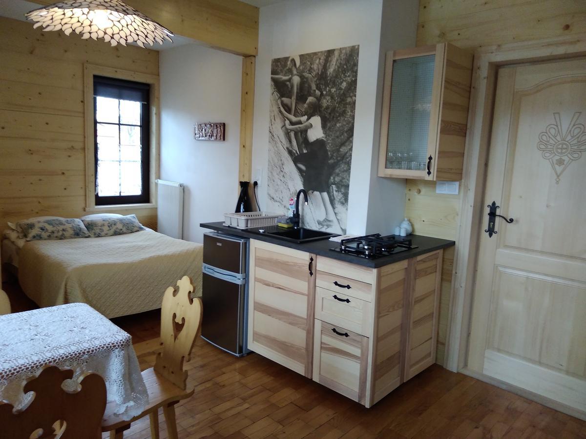 Pokoje I Apartamenty Centrum - Willa Bajeczka Закопане Экстерьер фото